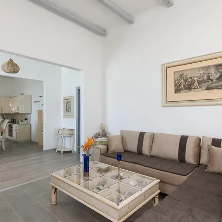 Ble Oneiro Villa Kira *